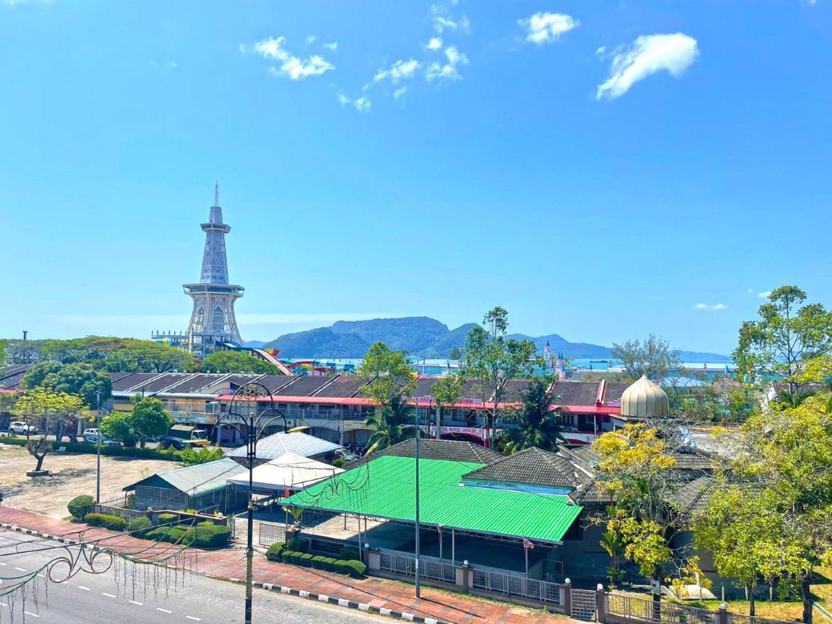 Citin Langkawi By Compass Hospitality Hotel Kuah Bagian luar foto